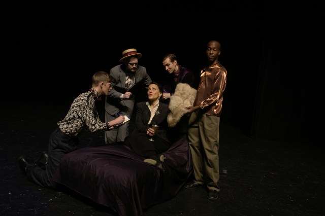 SP PP 118 - Caroline and co.JPG