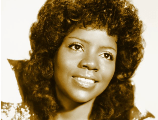 GloriaGaynor
